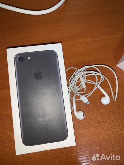 iPhone 7, 32 ГБ