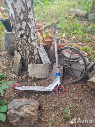 Трюкавой самокат кастом