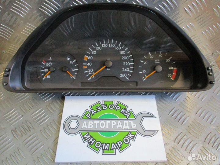 Приборная панель Mercedes Benz W210 3.2л