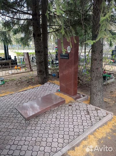 Установка памятников, уборка могил покраска оград