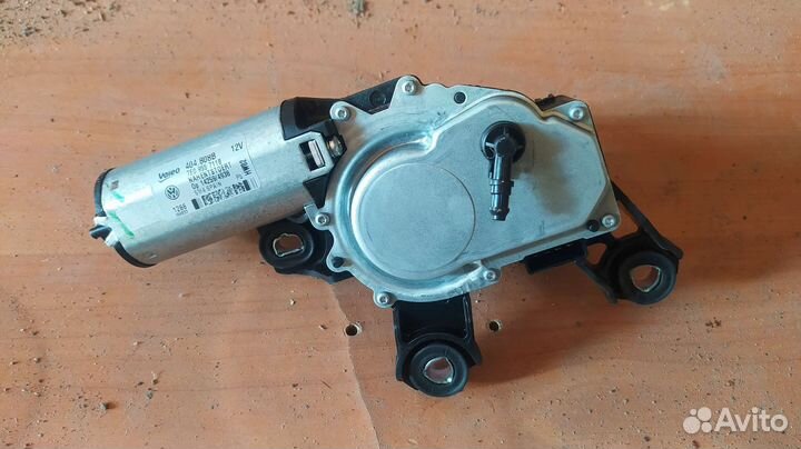 Задний моторчик дворника Сaravelle