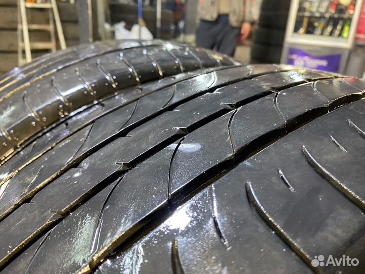 Dunlop SP Sport Maxx 050 235/55 R20 102V