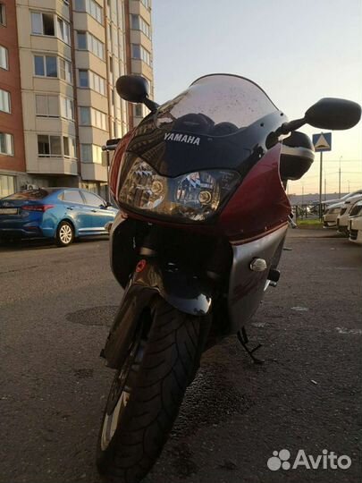 Yamaha yzf1000r Thunderace