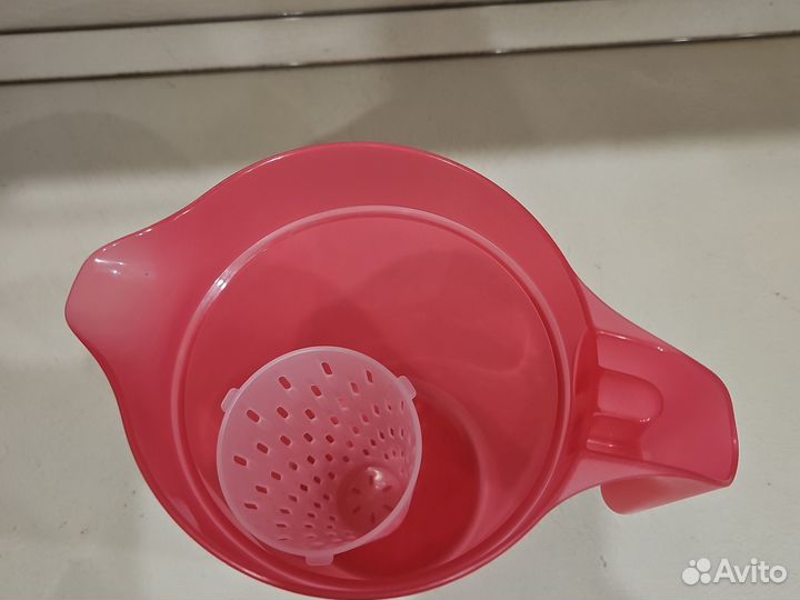 Tupperware кувшин