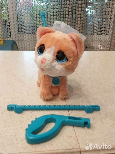 Котенок furReal