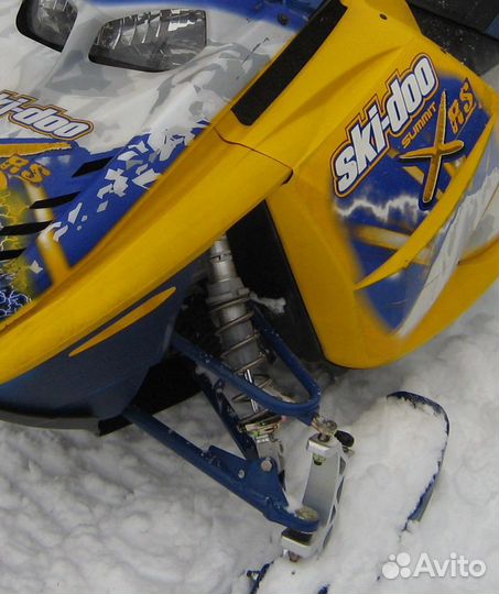 Снегоход Ski-doo summit XRS, 2007 г. - в разборе