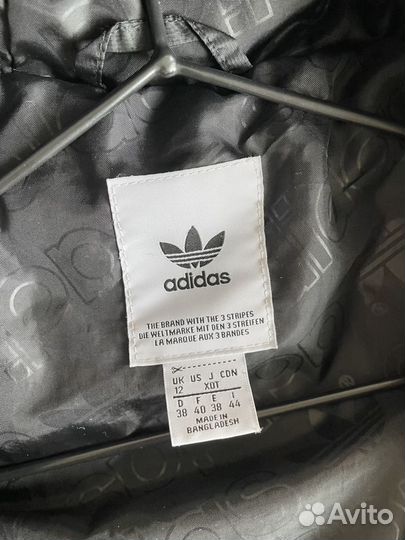 Adidas (пакетом )костюм