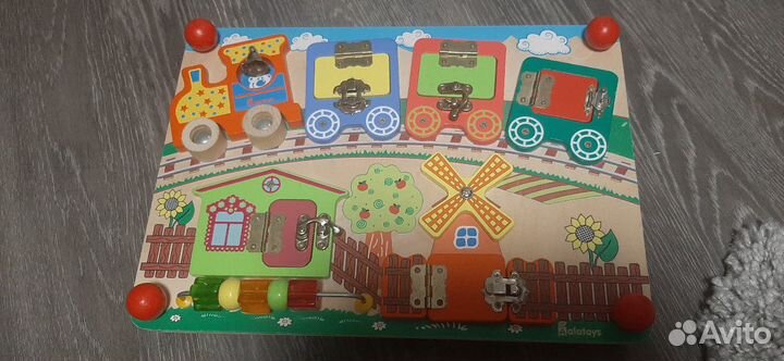 Игрушки и погремушки