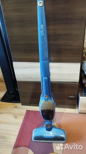 Вертикальный пылесос