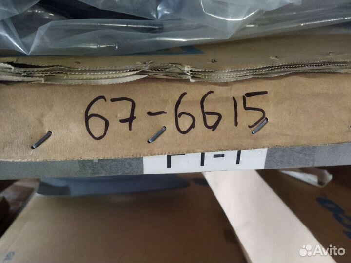 Стекло задней левой двери SsangYong rexton