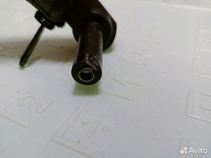 Запчасть на коляску бампер