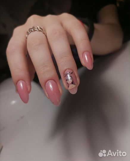 Маникюр на дому