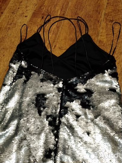 Платье коктейльное xs