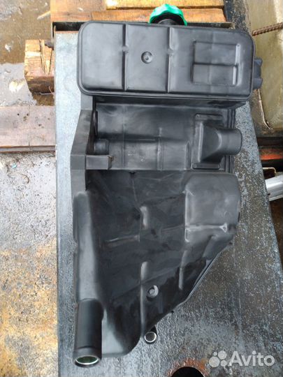 Расширительный бачок Mercedes Actros