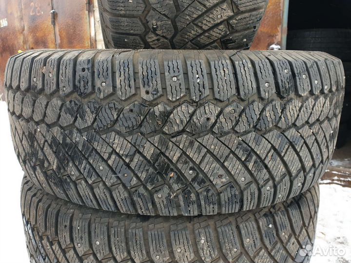 Continental ContiIceContact 4x4 285/65 R17 113T