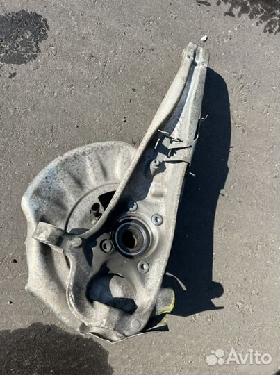 Vw touareg NF кулак передний левый и правый алюмин