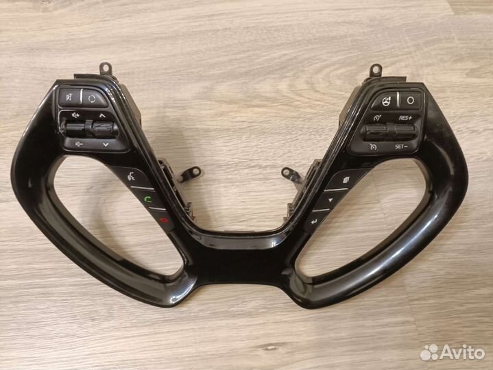 Кнопки руля Kia Ceed Jd