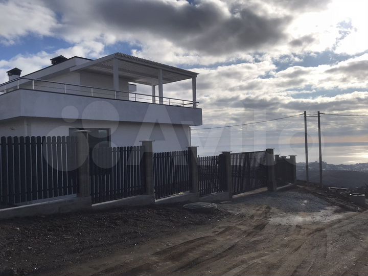 Дом 207 м² на участке 5 сот.