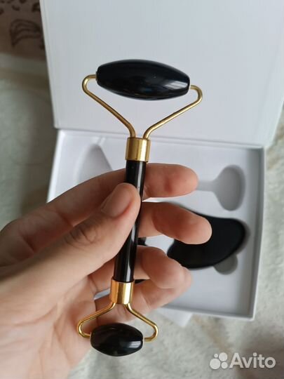 Скребок гуаша для лица