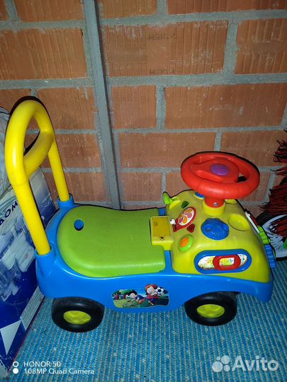 Машинка-каталка