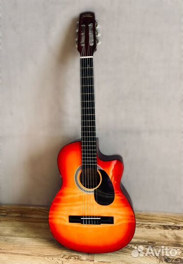 Акустическая гитара 6 струн