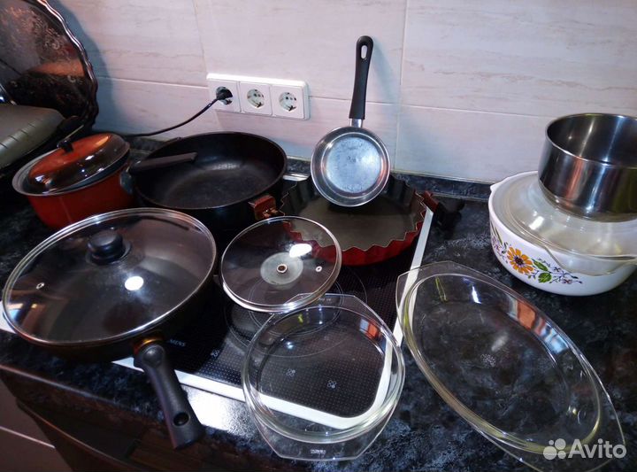 Кастрюли сковородки крышки ковши форма для выпечки