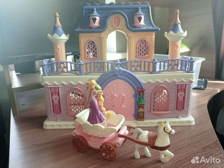 Игрушка Замок