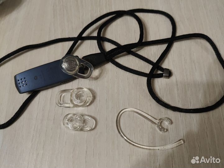 Bluetooth гарнитура Plantronics
