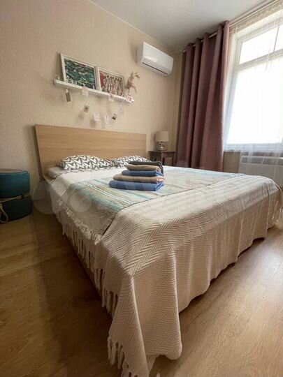 1-к. квартира, 42 м², 1/4 эт.