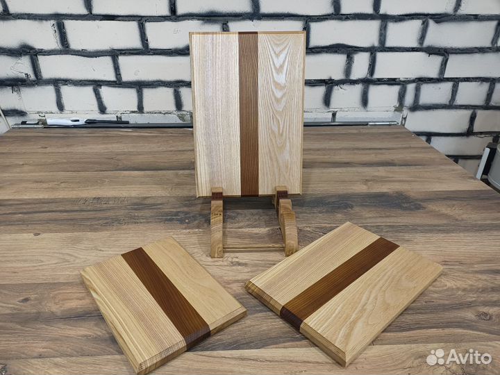 Набор разделочных досок на подставке