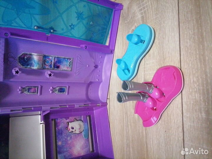 Замок домик для куклы