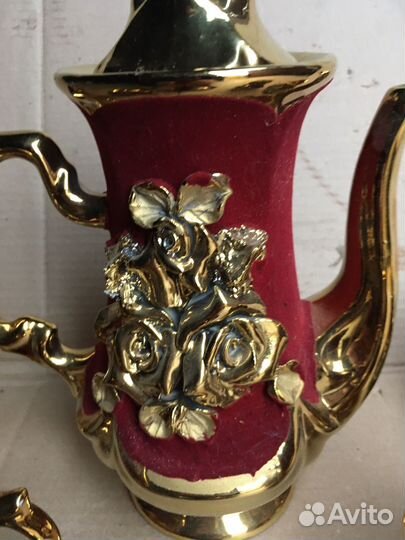 Бархатный чайный сервиз 