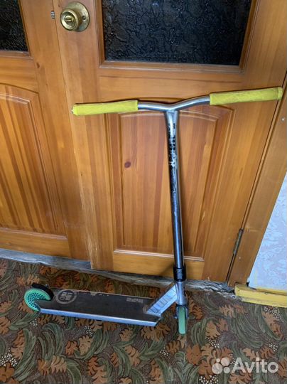 Трюковой самокат