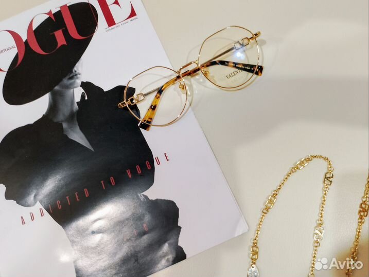 Оправа очки на цепочке