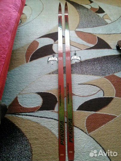 Лыжи беговые пластиковые новые