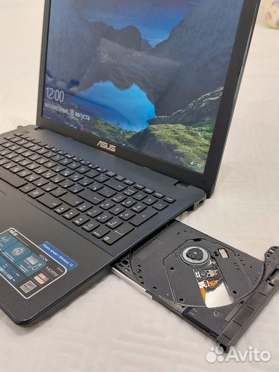 Продам Ноутбук asus X552M