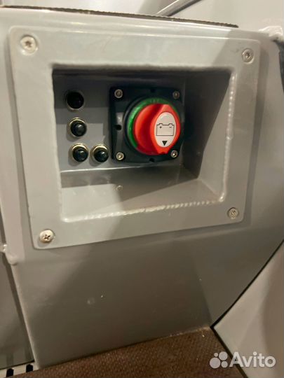 Береговое питание для лодки