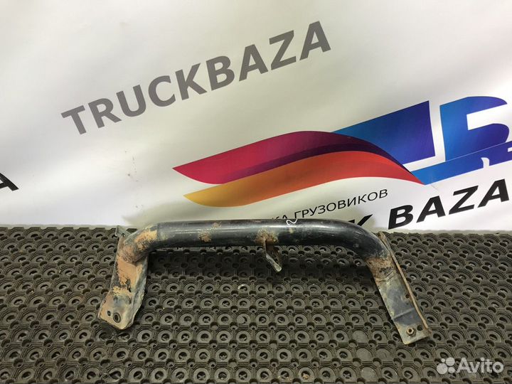 Кронштейн подножки правый