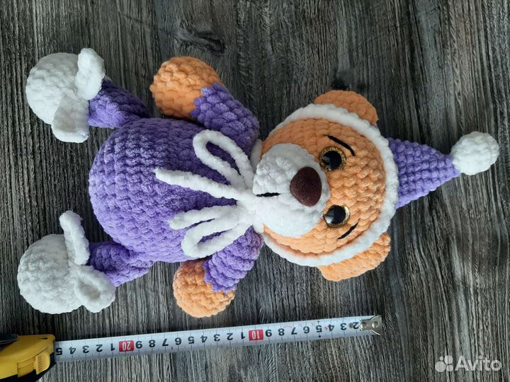 Вязаная игрушка амигуруми Мишка в пижамке