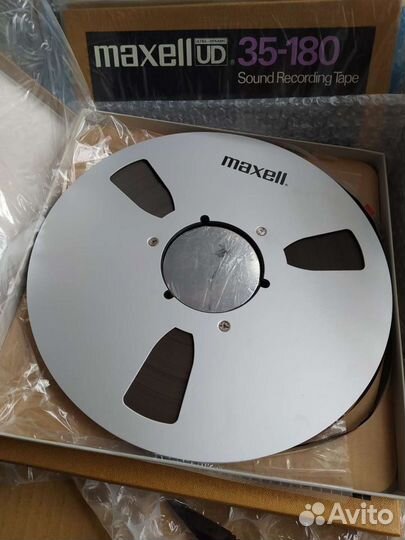 Катушка с магнитной лентой