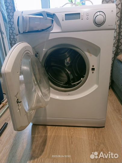 Стиральная маши Ariston