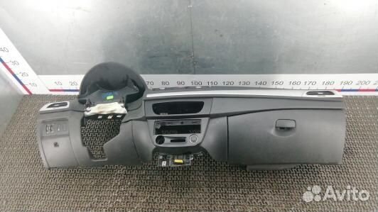 Панель приборов (торпедо) renault megane 3 (9BR03I