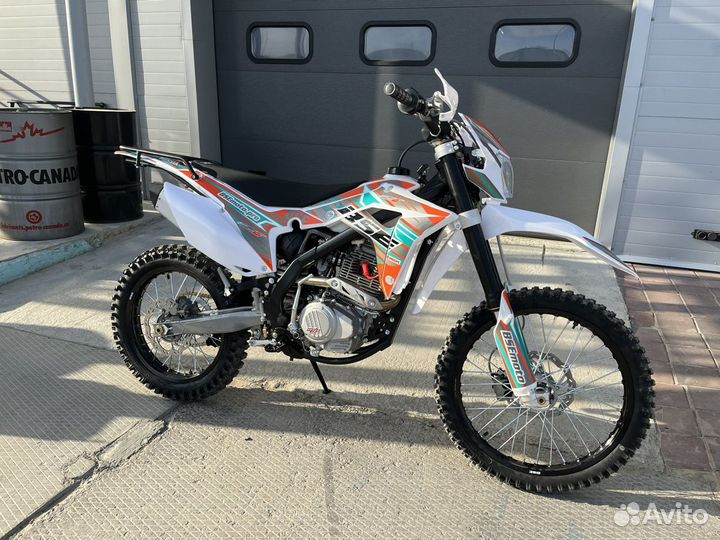 Мотоцикл кроссовый BSE Z6