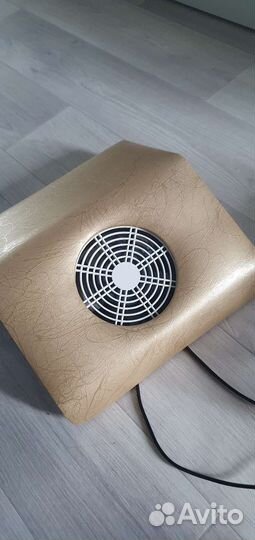 Вытяжка для маникюра