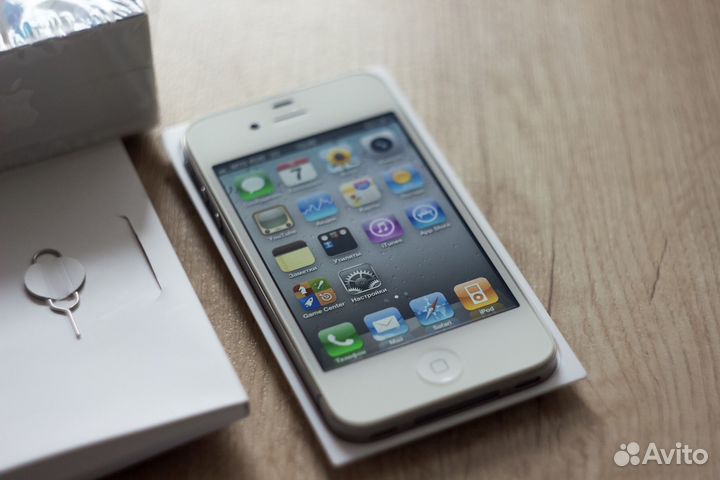 iPhone 4, 32 ГБ