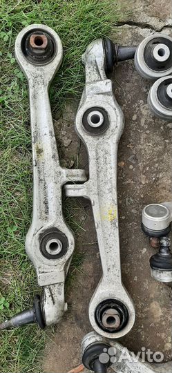 Рычаги передней подвески(шаровые опоры) Ауди А6 С5