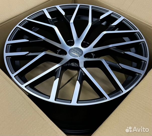 Диски на Volkswagen Фольксваген Touareg R22