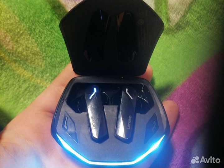 Беспроводные наушники lenovo