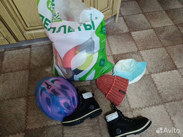 Детские вещи и обувь