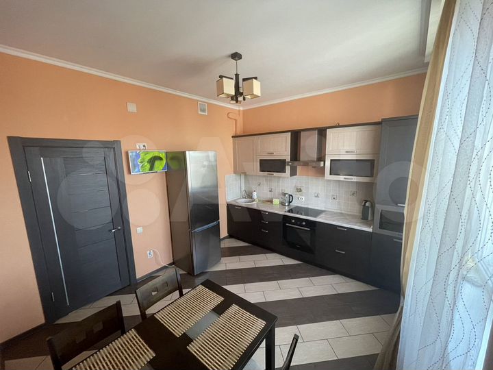 2-к. квартира, 73 м², 9/13 эт.